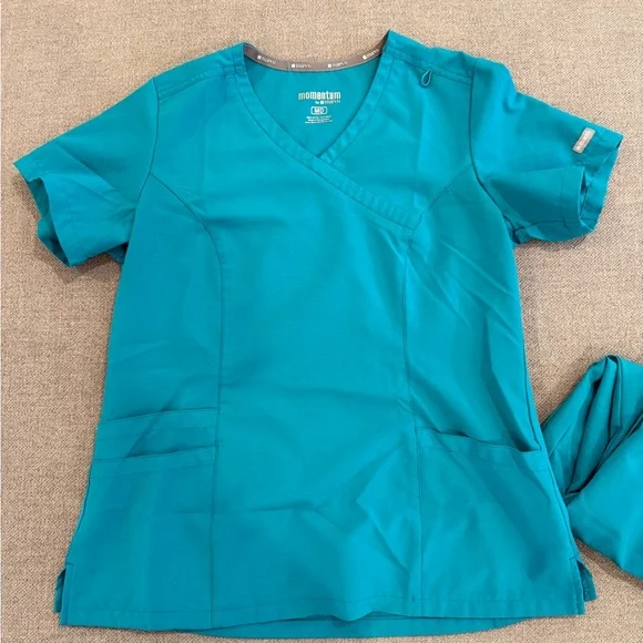 Momentum Women's Teal Scrub Set - Picture 1 of 6